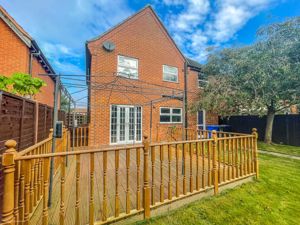 Photo 25- click for photo gallery